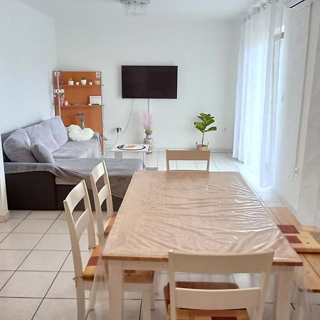 Apartman Duda Pula Luaran gambar