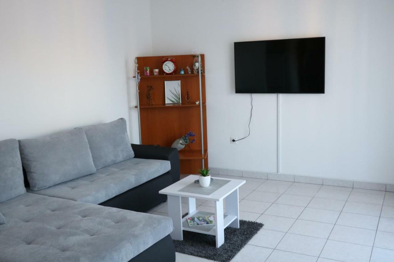 Apartman Duda Pula Luaran gambar