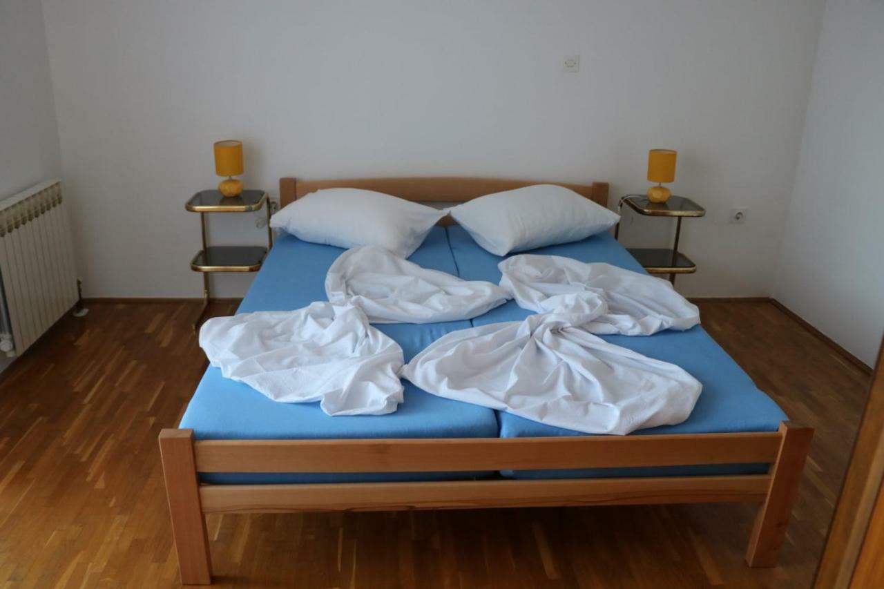 Apartman Duda Pula Luaran gambar
